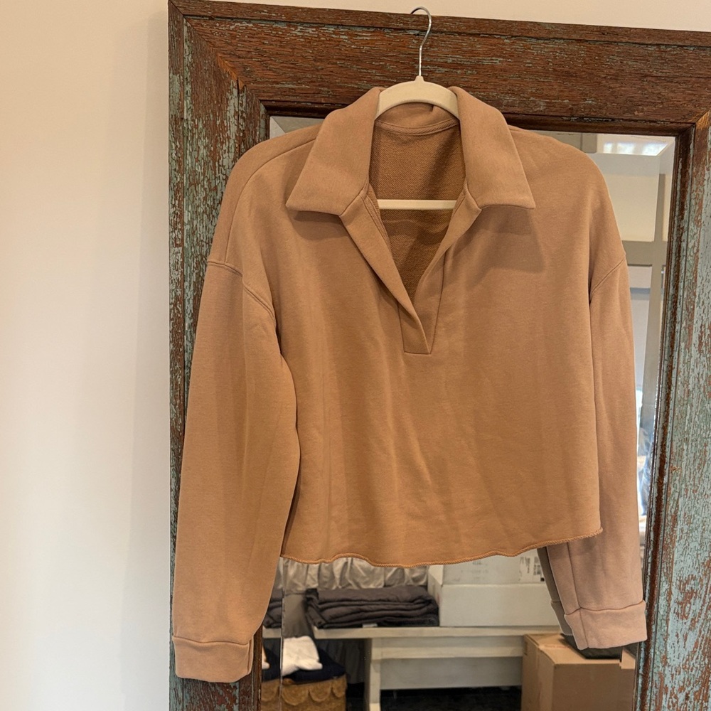 Vuori Tan Collared Cropped Sweatshirt - XS